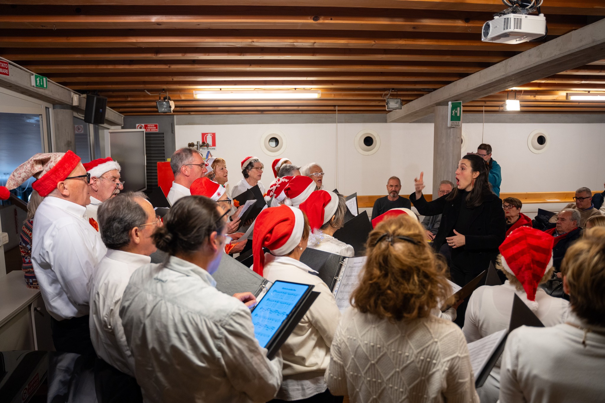 CORO 5 al CAFFE’ LETTERARIO CODROIPESE 12 dicembre 24